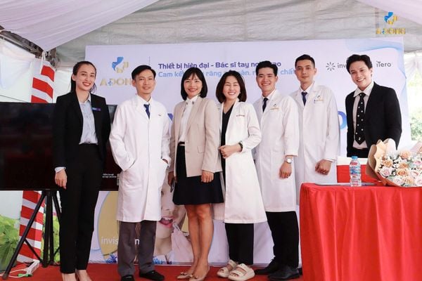 Dịch vụ trám răng sữa bị sâu an toàn và hiệu quả cho trẻ