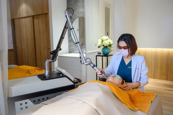 điều trị nám bằng laser tại TMV Á Đông