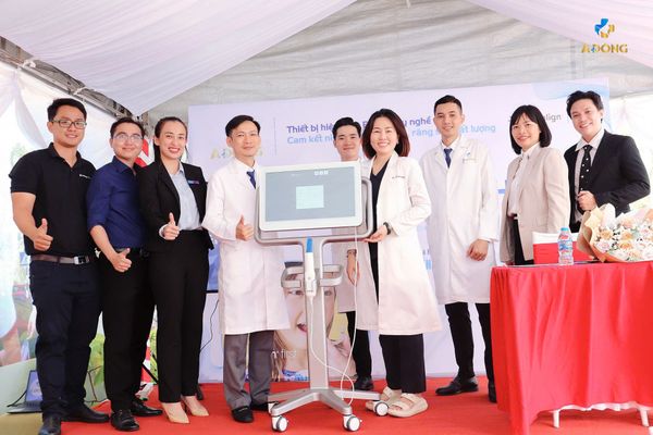 Chăm sóc và điều trị tủy răng cửa (răng sữa) R2-3 cho trẻ